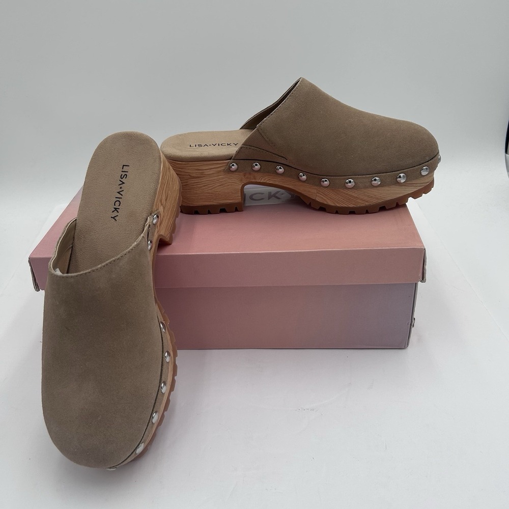 Lisa Vicky VIM-V Women's Tan Camel Suede Clog Mules Shoes Metal Studs Size 7M - Picture 11 of 11